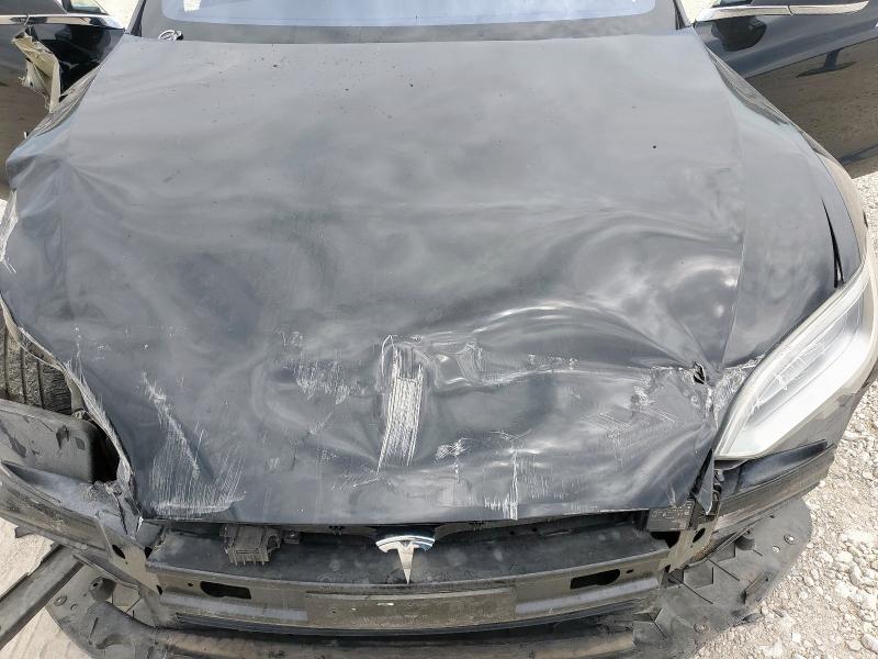 5YJSA1E10HF218689 - 2017 TESLA MODEL S შავი ფოტო 11