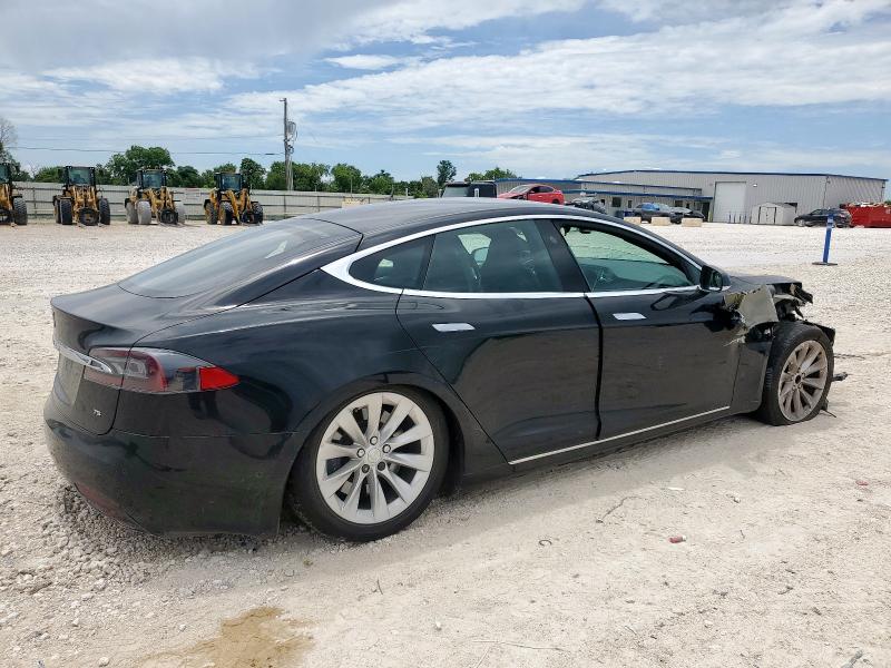 5YJSA1E10HF218689 - 2017 TESLA MODEL S შავი ფოტო 3