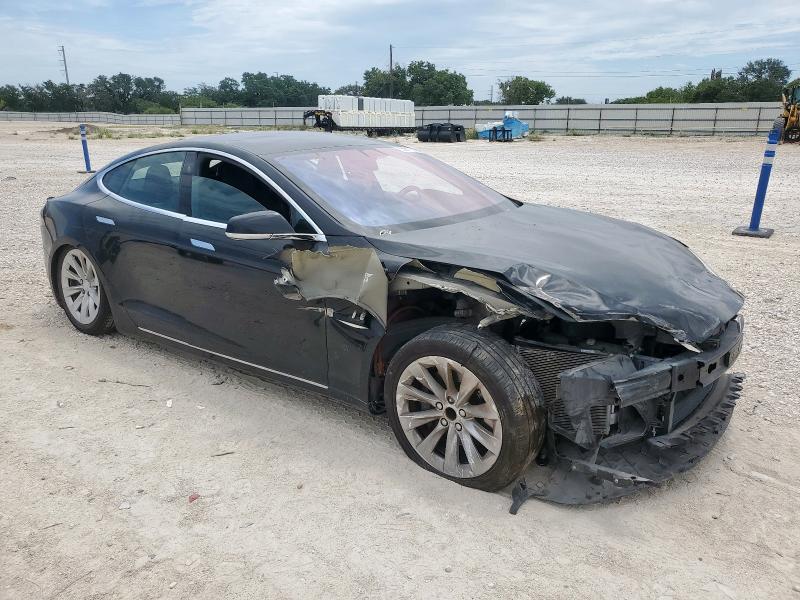 5YJSA1E10HF218689 - 2017 TESLA MODEL S შავი ფოტო 4