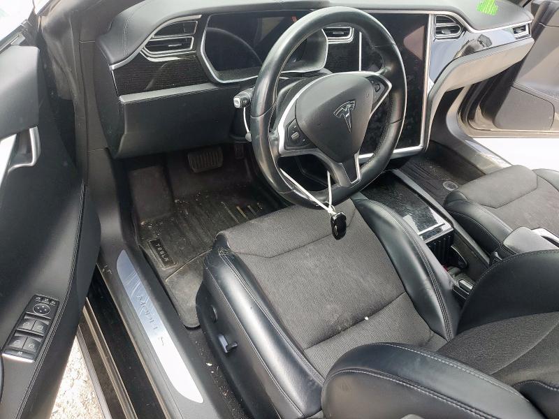 5YJSA1E10HF218689 - 2017 TESLA MODEL S შავი ფოტო 8