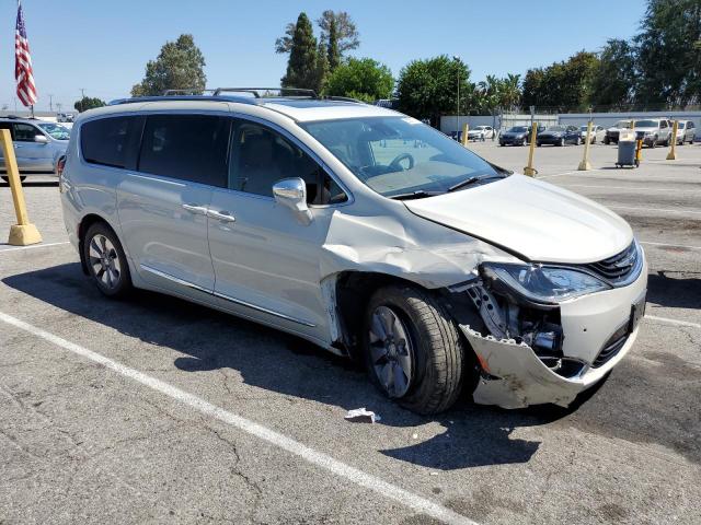 2C4RC1N72KR715641 - 2019 CHRYSLER PACIFICA HYBRID LIMITED BEIGE photo 4