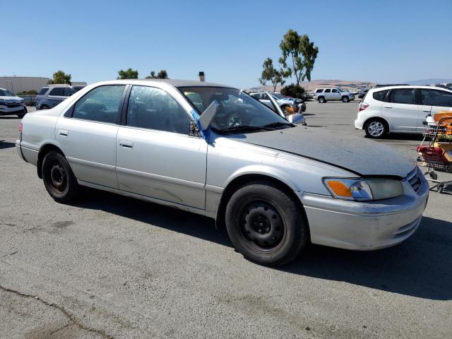 JT2BG22K8Y0392485 - 2000 TOYOTA CAMRY CE SILVER photo 4