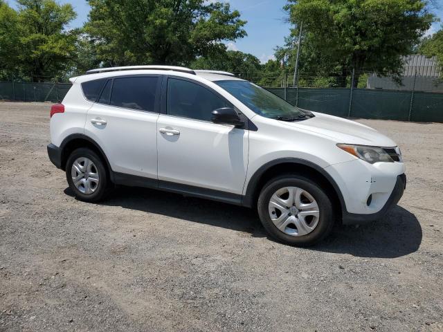 JTMZFREV5FJ059188 - 2015 TOYOTA RAV4 LE WHITE photo 4