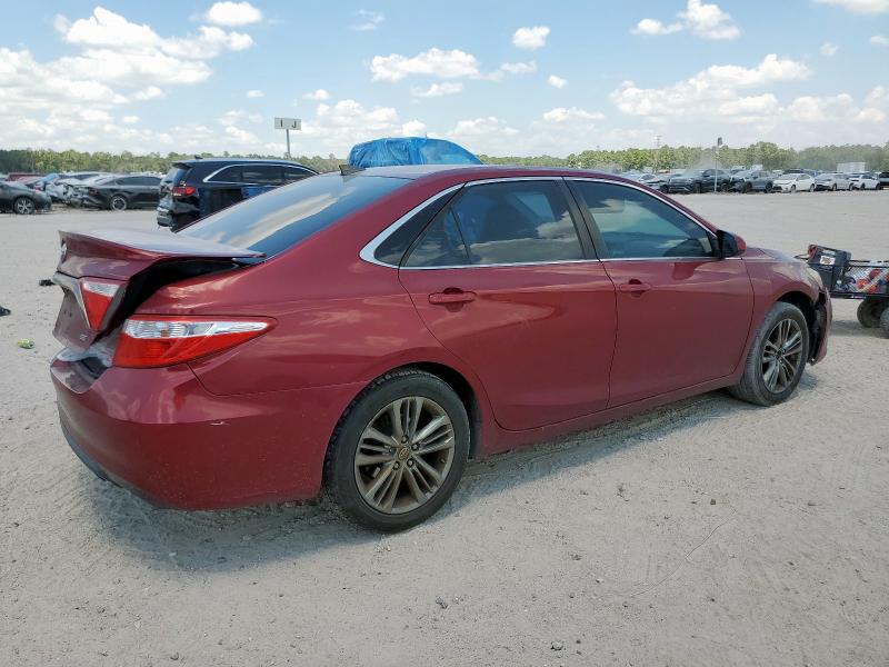 4T1BF1FKXHU811164 - 2017 TOYOTA CAMRY LE RED photo 3