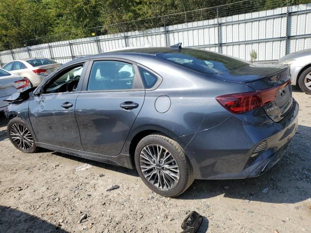 3KPF54ADXPE583540 - 2023 KIA FORTE GT LINE GRAY photo 2