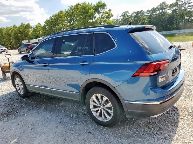 3VV3B7AX1JM163431 - 2018 VOLKSWAGEN TIGUAN SE Blau Foto 2
