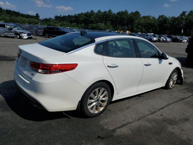 5XXGU4L39JG221757 - 2018 KIA OPTIMA EX WHITE photo 3
