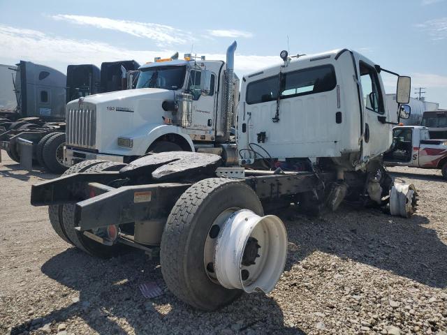 3AKBCXFE8JDJJ4857 - 2018 FREIGHTLINER M2 106 MEDIUM DUTY WHITE photo 4