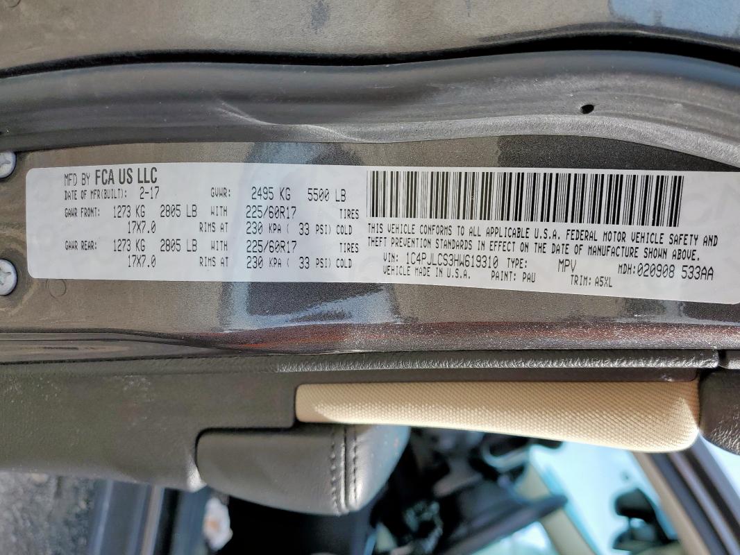 1C4PJLCS3HW619310 - 2017 JEEP CHEROKEE LATITUDE GRAY photo 12