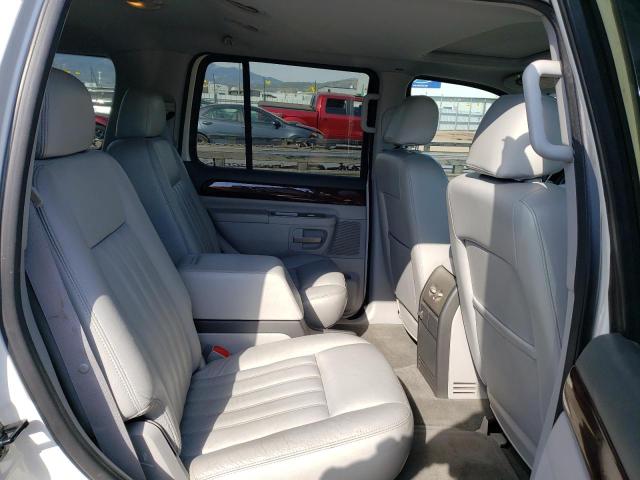 5LMEU88HX4ZJ19610 - 2004 LINCOLN AVIATOR 白色 照片 11