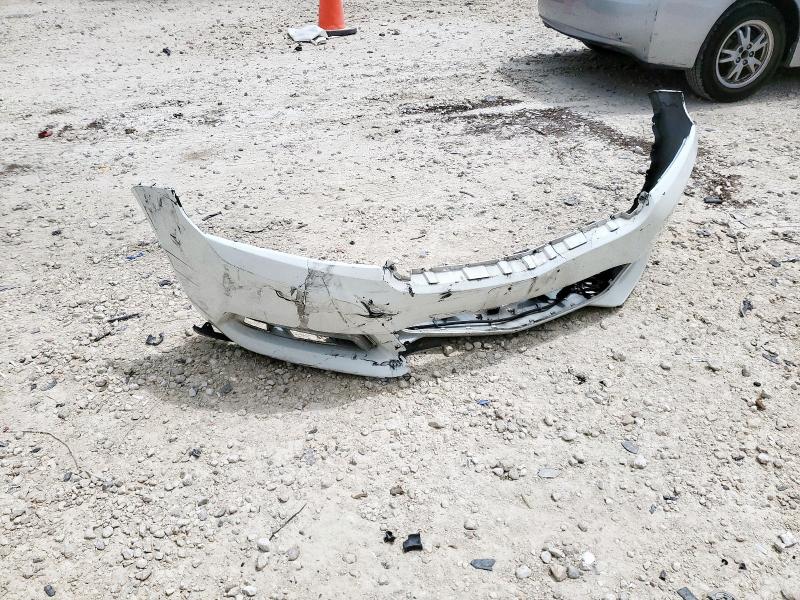 2G1105SA0J9169944 - 2018 CHEVROLET IMPALA LT 白色 照片 12