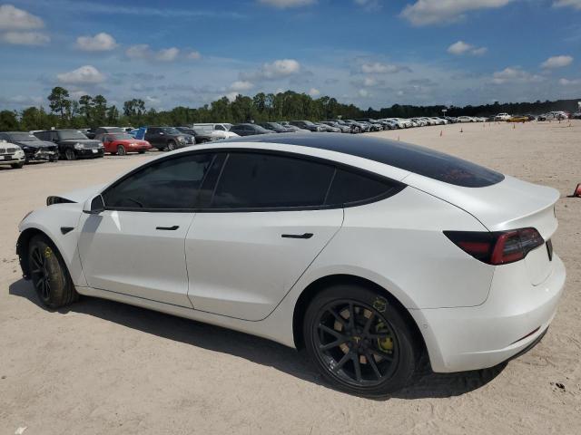 5YJ3E1EAXLF658954 - 2020 TESLA MODEL 3 WHITE photo 2