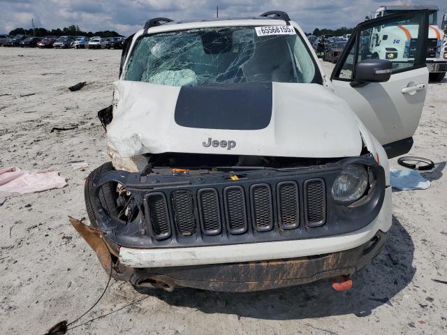 ZACCJBCB7HPF75219 - 2017 JEEP RENEGADE TRAILHAWK WHITE photo 5