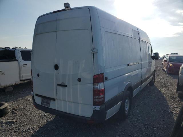 WD3PE8CB5C5669765 - 2012 MERCEDES-BENZ SPRINTER 2500 WHITE photo 3