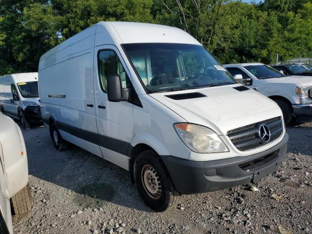 WD3PE8CB5C5669765 - 2012 MERCEDES-BENZ SPRINTER 2500 WHITE photo 4