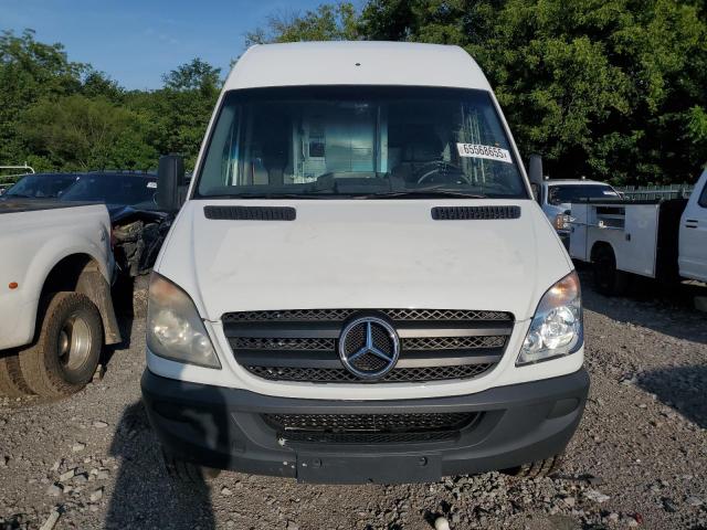 WD3PE8CB5C5669765 - 2012 MERCEDES-BENZ SPRINTER 2500 WHITE photo 5