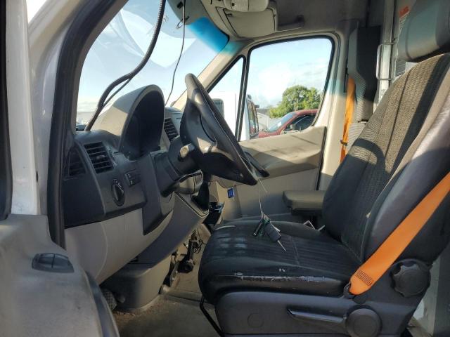 WD3PE8CB5C5669765 - 2012 MERCEDES-BENZ SPRINTER 2500 WHITE photo 7