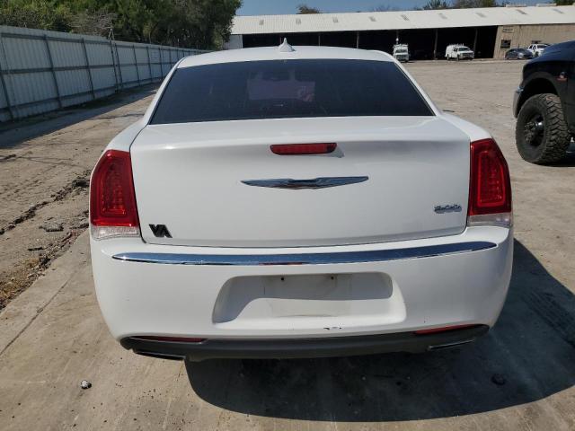 2C3CCAAG1FH780542 - 2015 CHRYSLER 300 LIMITED WHITE photo 6