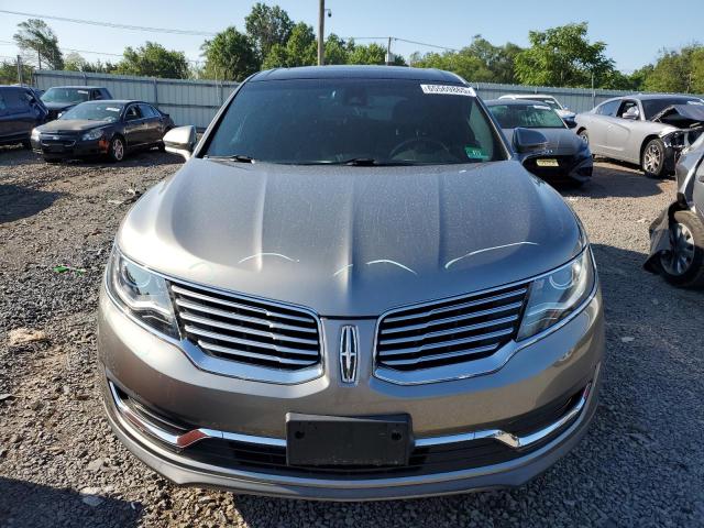 2LMTJ8LRXGBL60324 - 2016 LINCOLN MKX RESERVE TAN photo 5