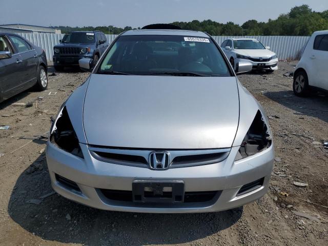 1HGCM56877A029416 - 2007 HONDA ACCORD EX SILVER photo 5