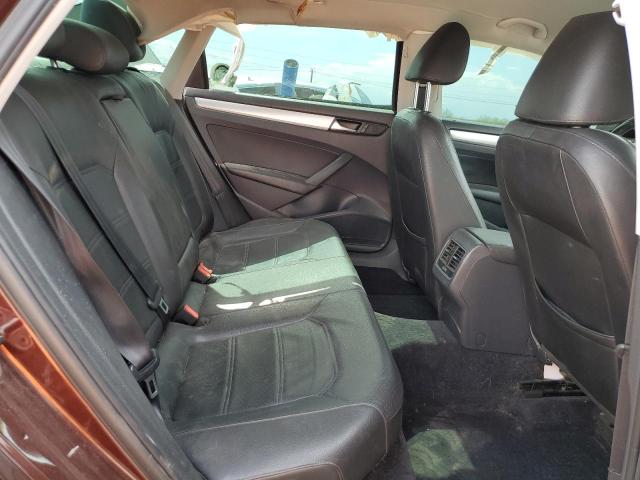 1VWBP7A38DC115470 - 2013 VOLKSWAGEN PASSAT SE MAROON photo 10