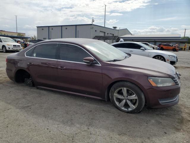 1VWBP7A38DC115470 - 2013 VOLKSWAGEN PASSAT SE MAROON photo 4