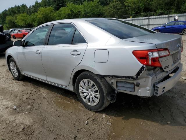 4T4BF1FKXDR285294 - 2013 TOYOTA CAMRY L SILVER photo 2