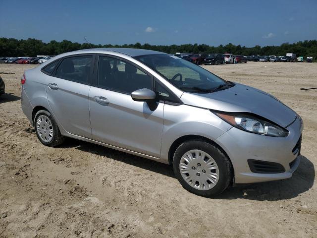 3FADP4AJ2KM152475 - 2019 FORD FIESTA S SILVER photo 4