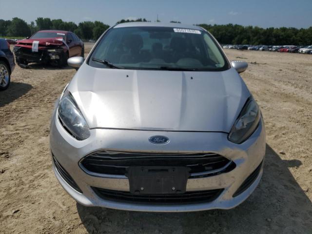 3FADP4AJ2KM152475 - 2019 FORD FIESTA S SILVER photo 5
