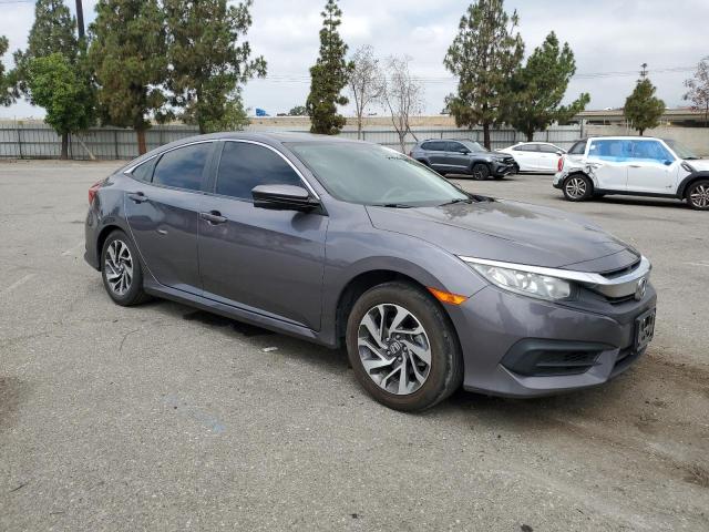 2HGFC2F78JH515859 - 2018 HONDA CIVIC EX Grau Foto 4