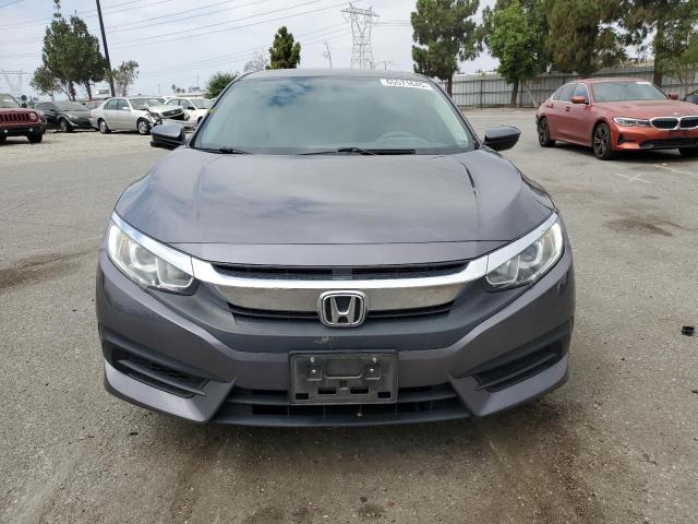 2HGFC2F78JH515859 - 2018 HONDA CIVIC EX Grau Foto 5