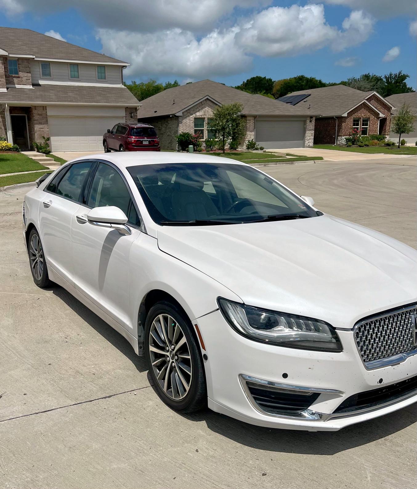 3LN6L5A91KR609138 - 2019 LINCOLN MKZ WHITE photo 1