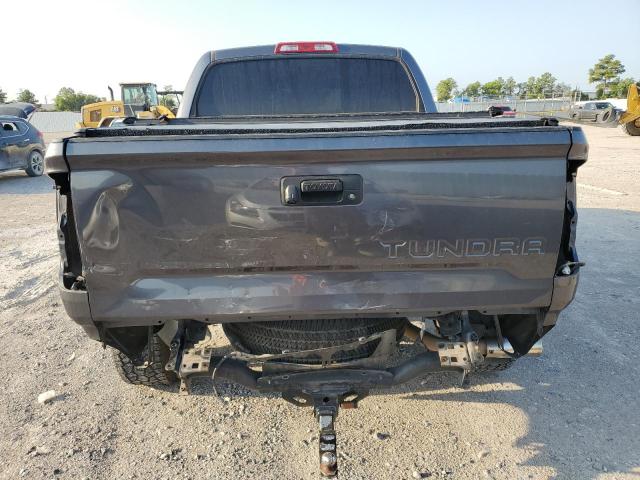 5TFEM5F15JX129674 - 2018 TOYOTA TUNDRA CREWMAX SR5 CHARCOAL photo 6