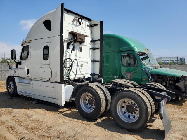 3AKJGLD5XFSGS7058 - 2015 FREIGHTLINER CASCADIA 1 Weiß Foto 3