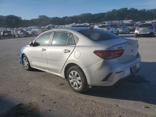 3KPA24AD1NE458572 - 2022 KIA RIO LX SILVER photo 2