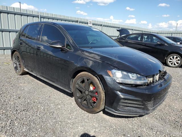 3VW547AU7JM291970 - 2018 VOLKSWAGEN GTI S BLACK photo 4