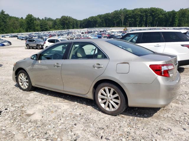 4T1BK1FK9DU528549 - 2013 TOYOTA CAMRY SE GOLD photo 2