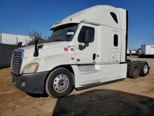 3AKJGLD50FSGS7053 - 2015 FREIGHTLINER CASCADIA 1 Biały zdjęcie 2