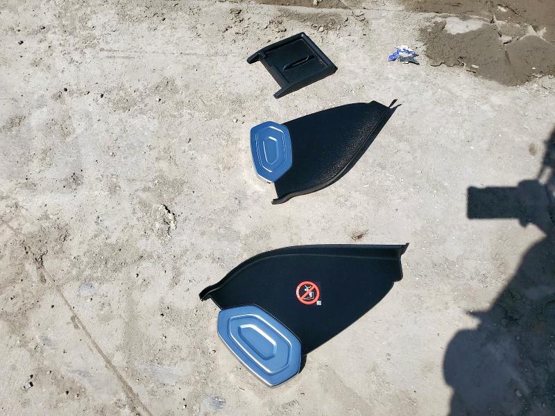 SALWR2KF8GA581693 - 2016 LAND ROVER RANGE ROVE HSE WHITE photo 13