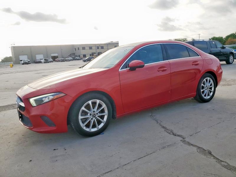 2020 MERCEDES-BENZ A 220, null