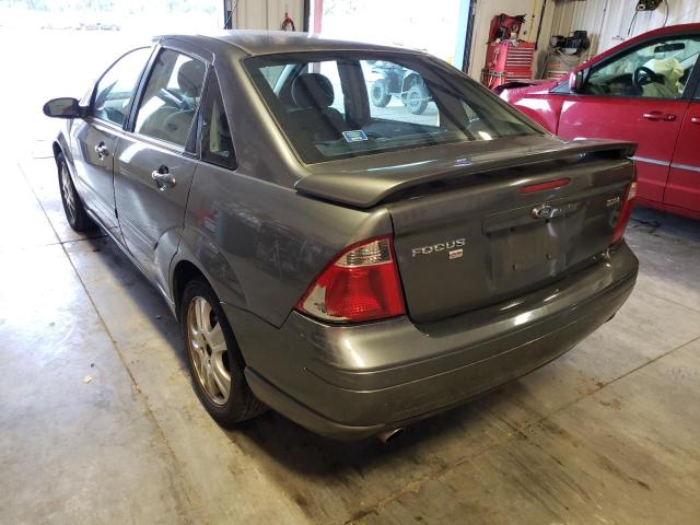 1FAFP38Z35W102588 - 2005 FORD FOCUS ZX4 ST GRAY photo 3