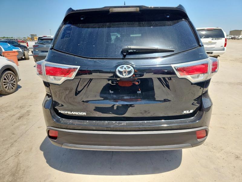 5TDKKRFH0GS505306 - 2016 TOYOTA HIGHLANDER XLE 黑色 照片 6