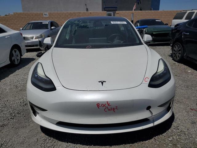 5YJ3E1EB1LF803162 - 2020 TESLA MODEL 3 白色 照片 5