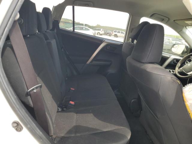 JTMBFREV3HJ106402 - 2017 TOYOTA RAV4 LE WHITE photo 11