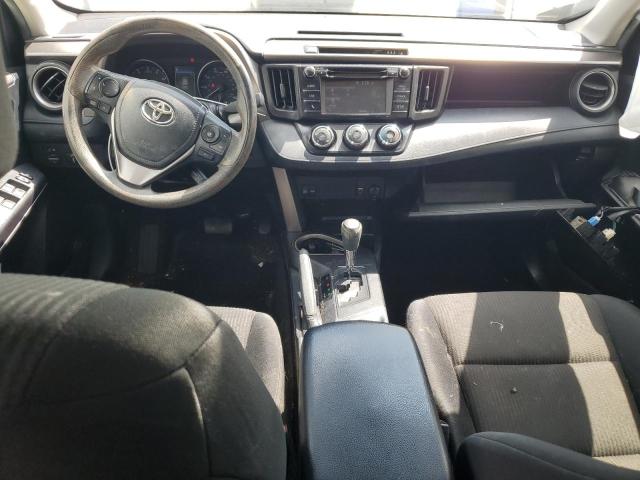 JTMBFREV3HJ106402 - 2017 TOYOTA RAV4 LE WHITE photo 8