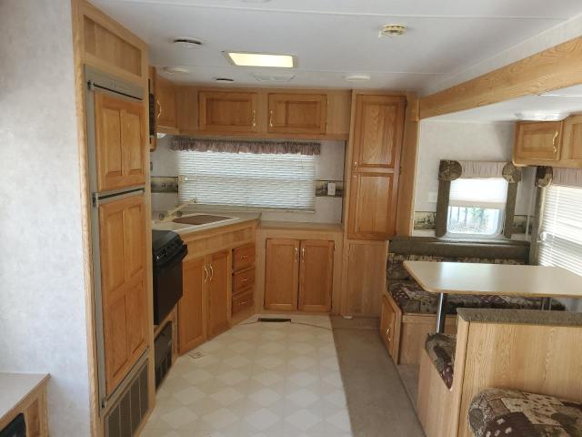 4YDF2552117301331 - 2001 KEYSTONE HORNET WHITE photo 6