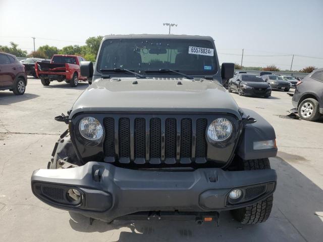 1C4GJXAN1LW263971 - 2020 JEEP WRANGLER SPORT GRAY photo 5