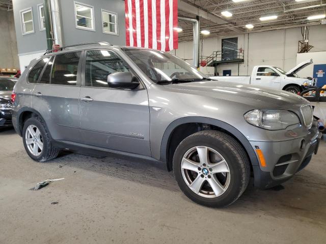 5UXZW0C51CL669795 - 2012 BMW X5 XDRIVE35D GRAY photo 4