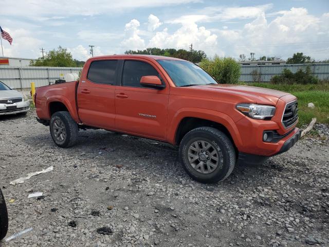 5TFAZ5CN5JX067636 - 2018 TOYOTA TACOMA DOUBLE CAB ORANGE photo 4