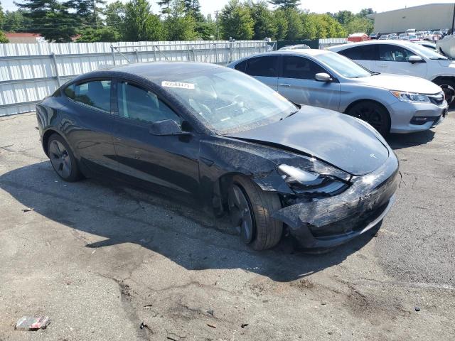 5YJ3E1EB8NF104873 - 2022 TESLA MODEL 3 Schwarz Foto 4